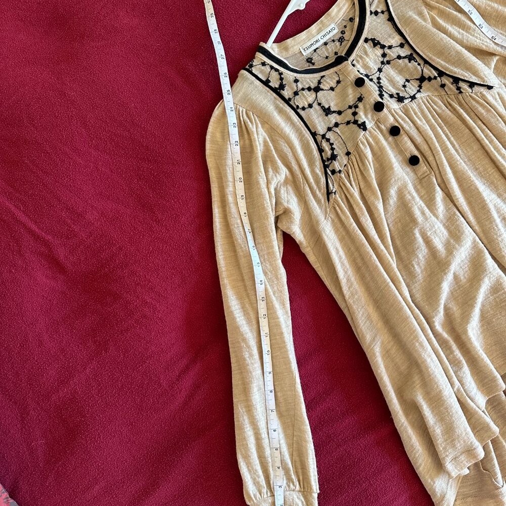 Tsumori Chisato Tan Embroidered Long Sleeve 100% Wool Blouse - Picture 8 of 11